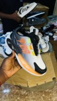 ODOGWU ADULT SNEAKERS  
( unisex )