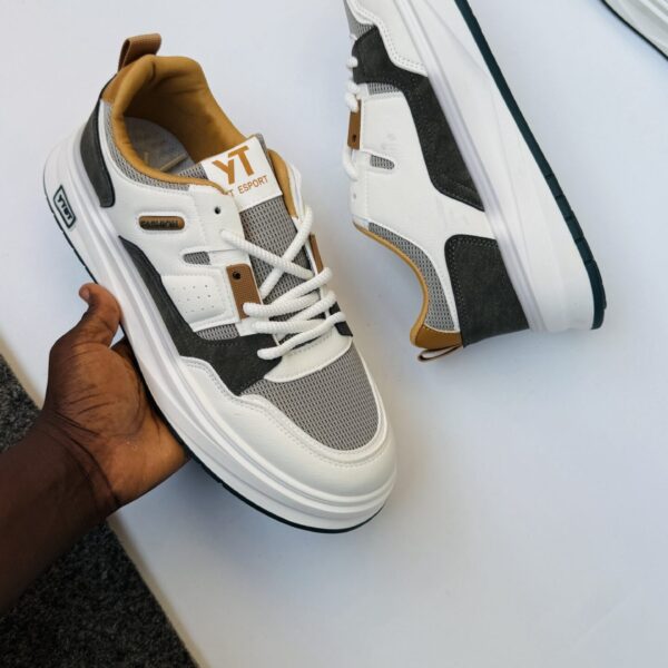 ODOGWU ADULT SNEAKERS  
( unisex )