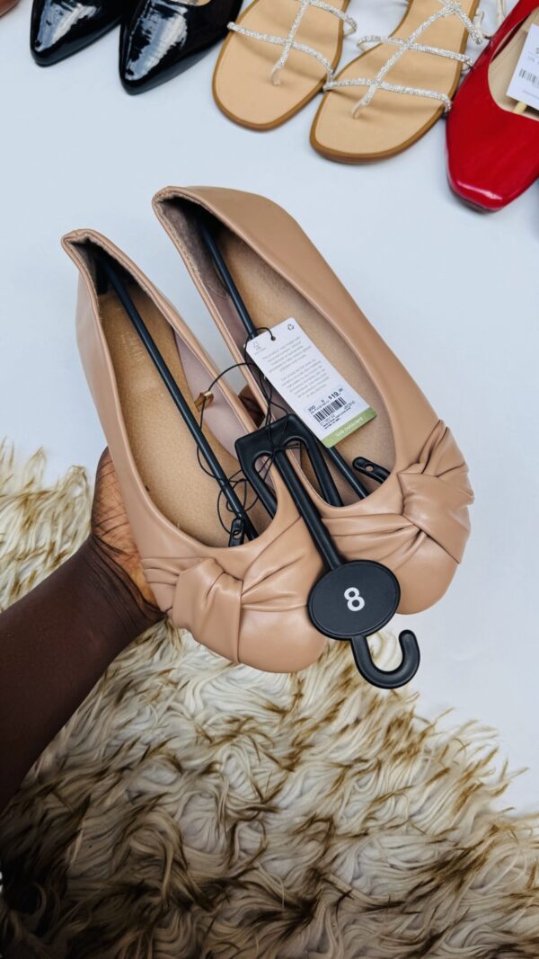 UPGRADED ADULT FLAT SHOES