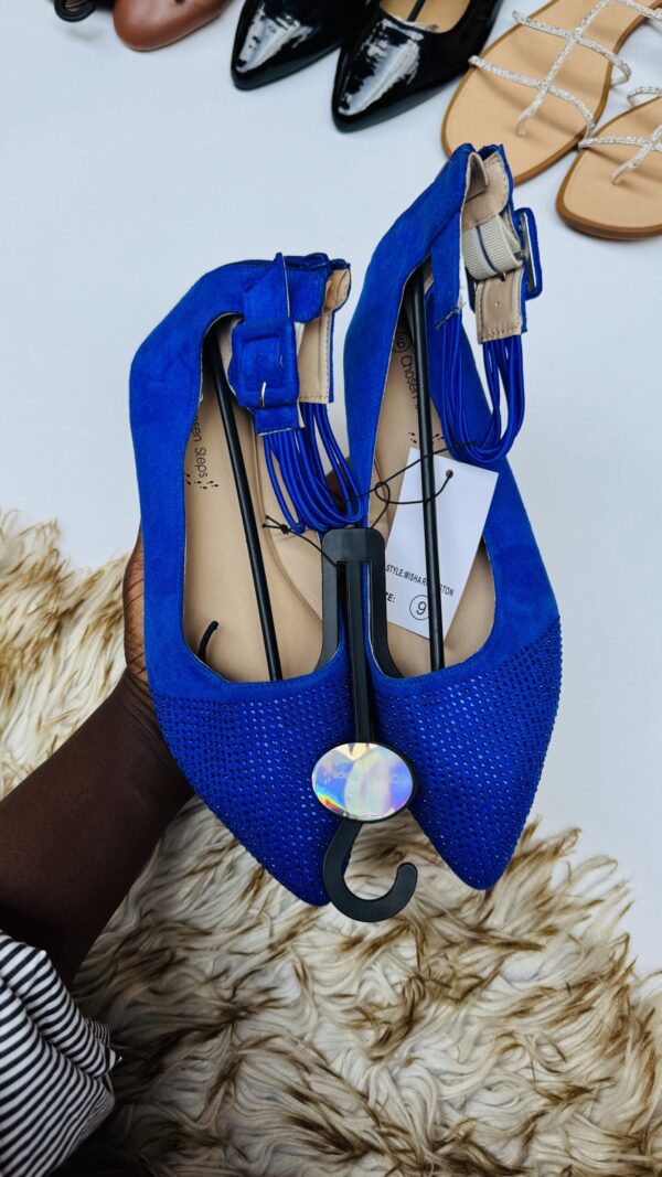 UPGRADED ADULT FLAT SHOES
