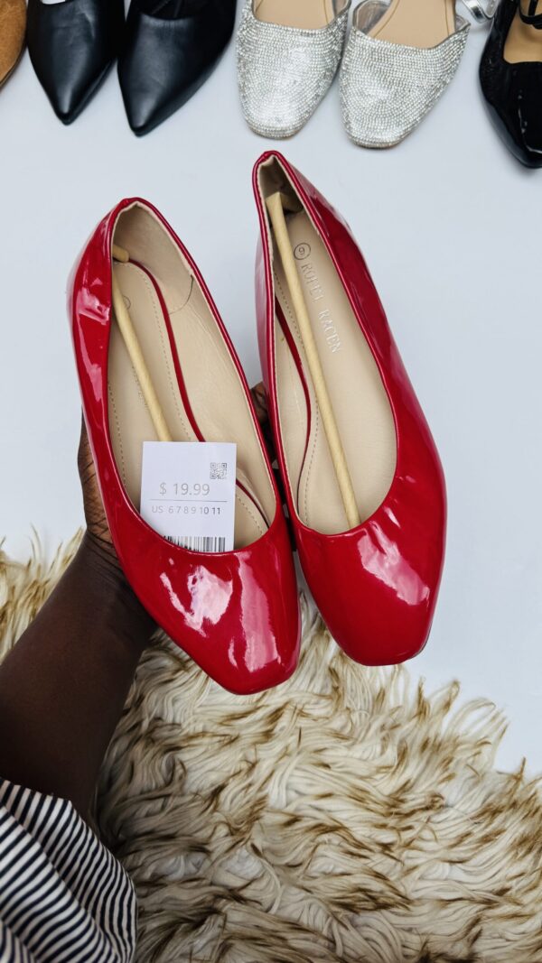 UPGRADED ADULT FLAT SHOES