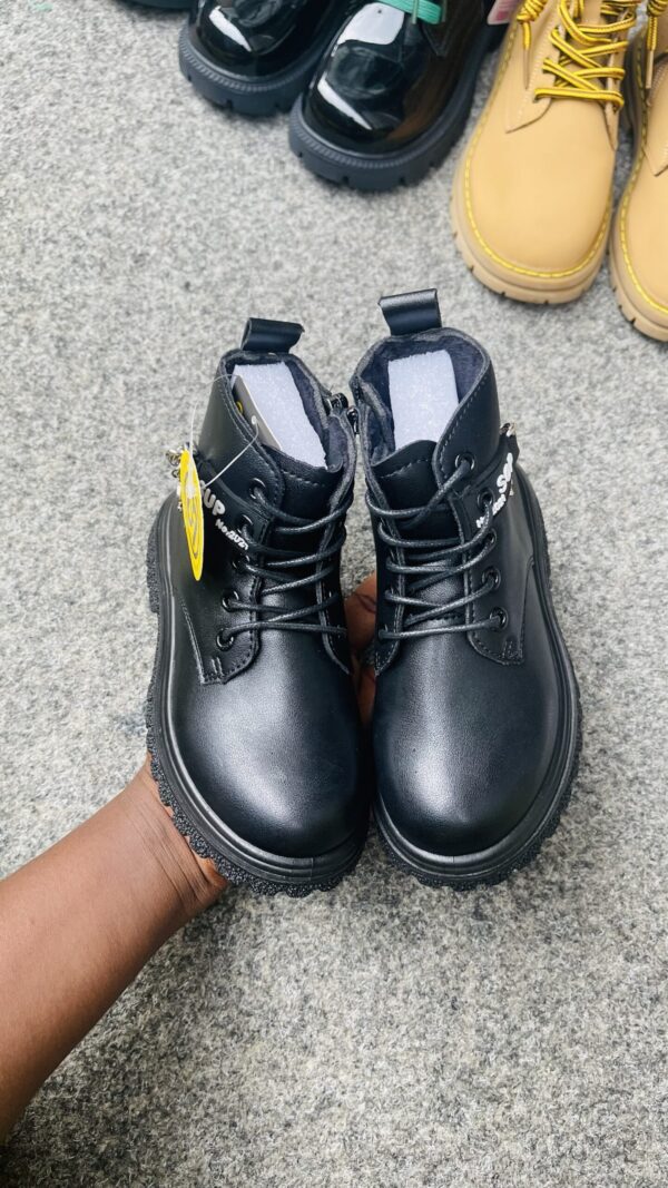 UNISEX KIDDIES BOOTS
