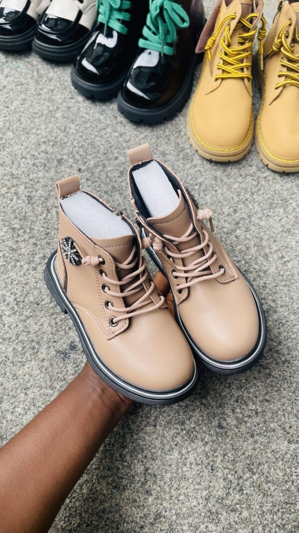 UNISEX KIDDIES BOOTS