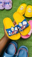 KIDDIES CROCS  / SLIDES