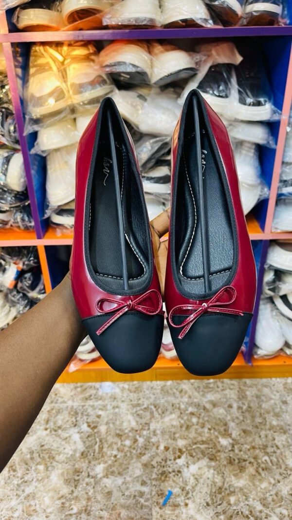 UPGRADED ADULT FLAT SHOES