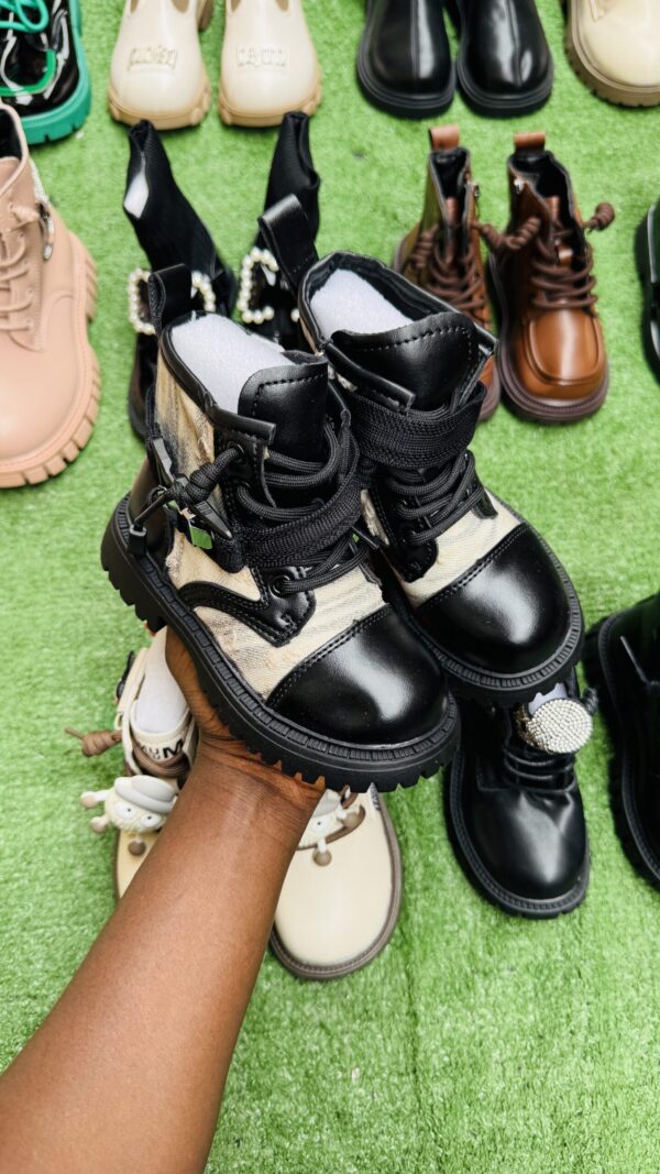 UNISEX KIDDIES BOOTS