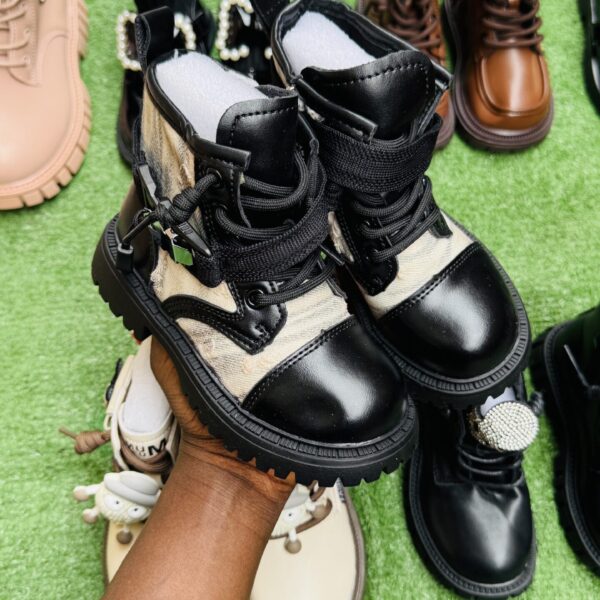 UNISEX KIDDIES BOOTS