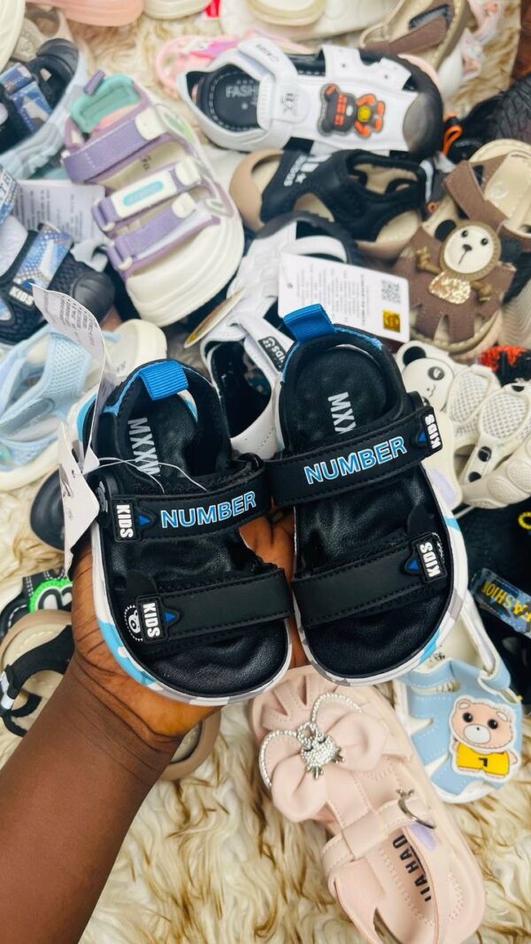 TODDLERS UNISEX SANDALS