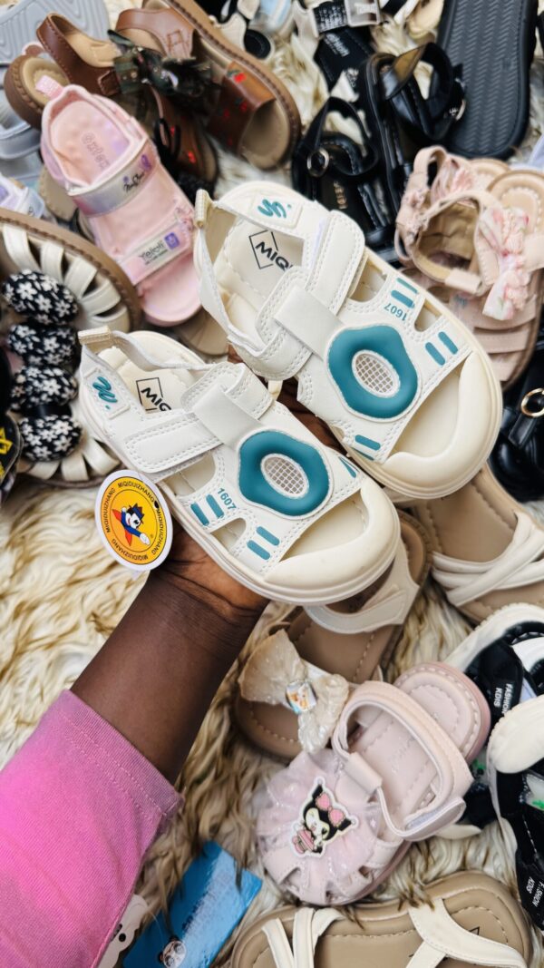 TODDLERS UNISEX SANDALS
