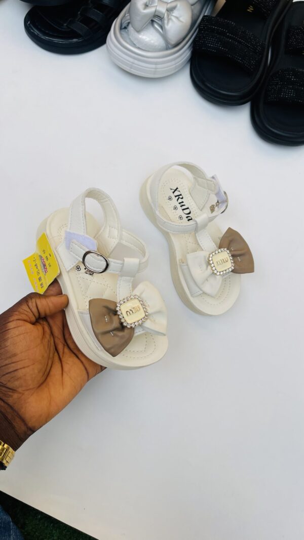 SHAKARA GIRLS SANDALS