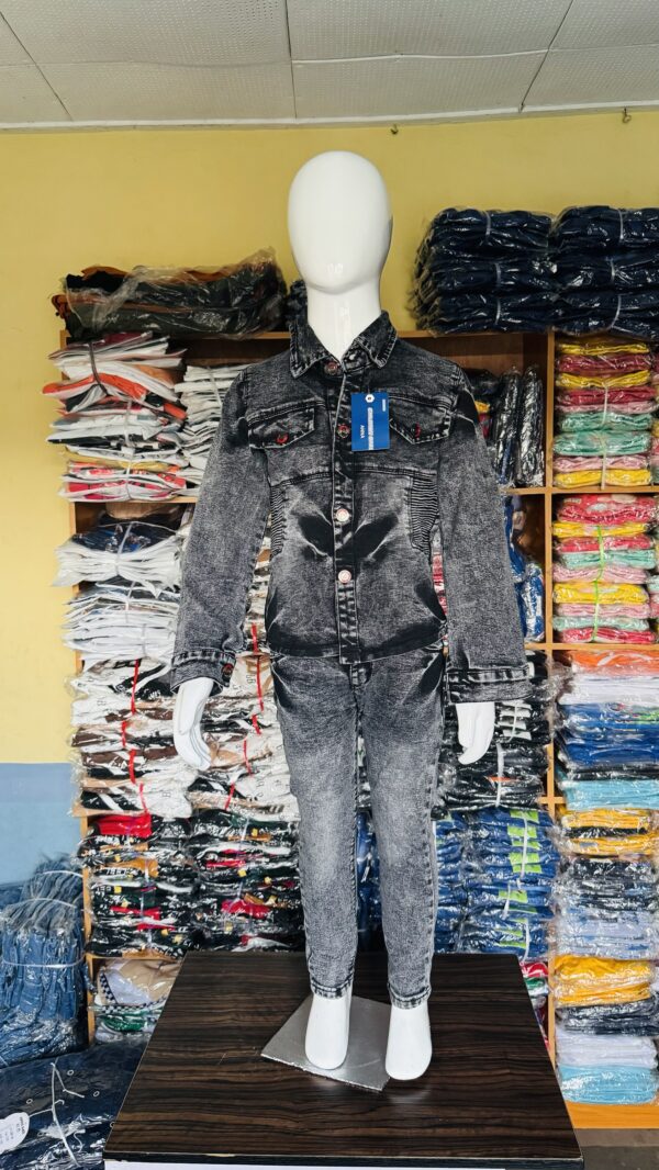 ASH - chase 2 pcs jean
( 5 sets )