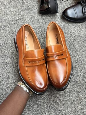 CHAIRMEN BOYS SHOES