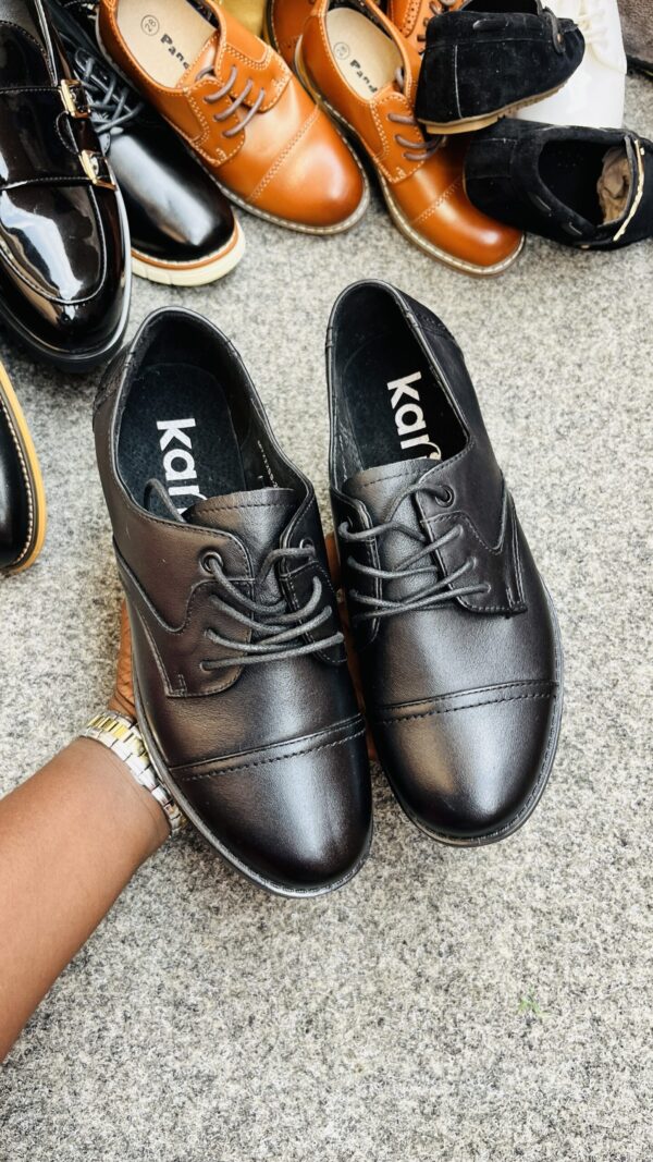 CHAIRMEN BOYS SHOES