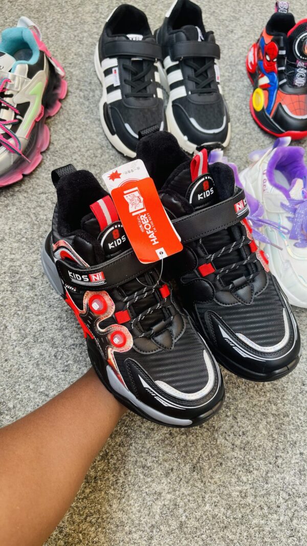 PREMIUM UNISEX KIDDIES
 SNEAKERS