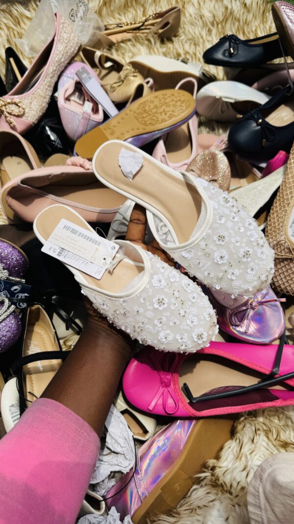 KIDDIES FLAT SHOES