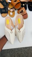SLIPPERS & SANDALS MIX