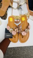 SLIPPERS & SANDALS MIX