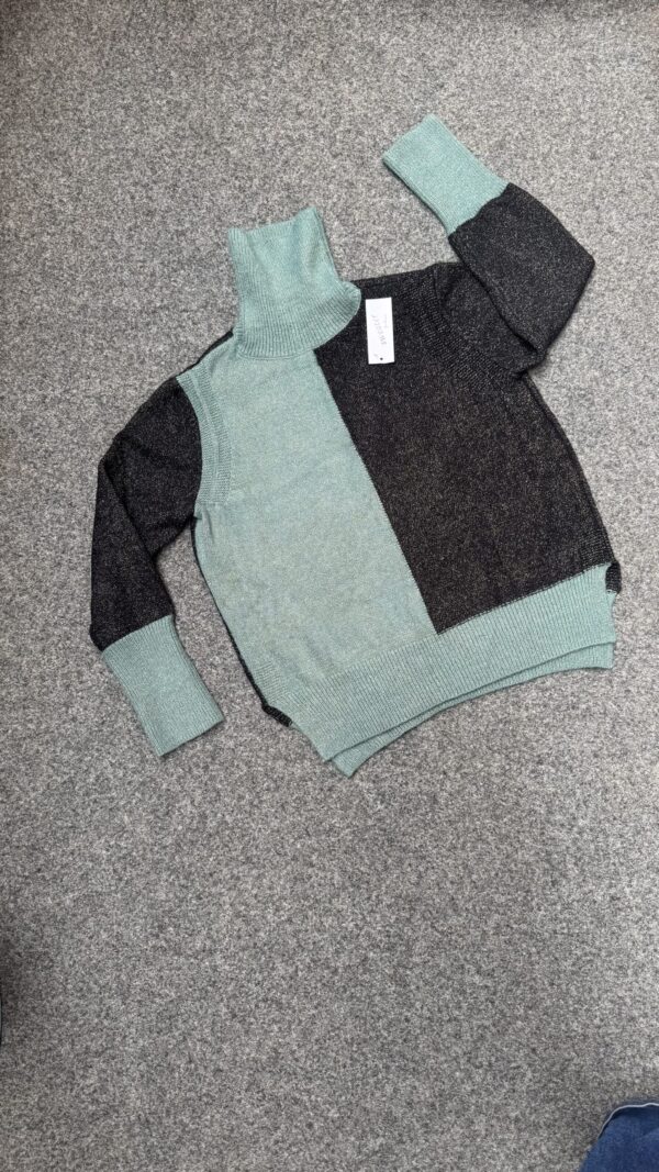 ADULT SWEAT SHIRTS
( 10 pieces )