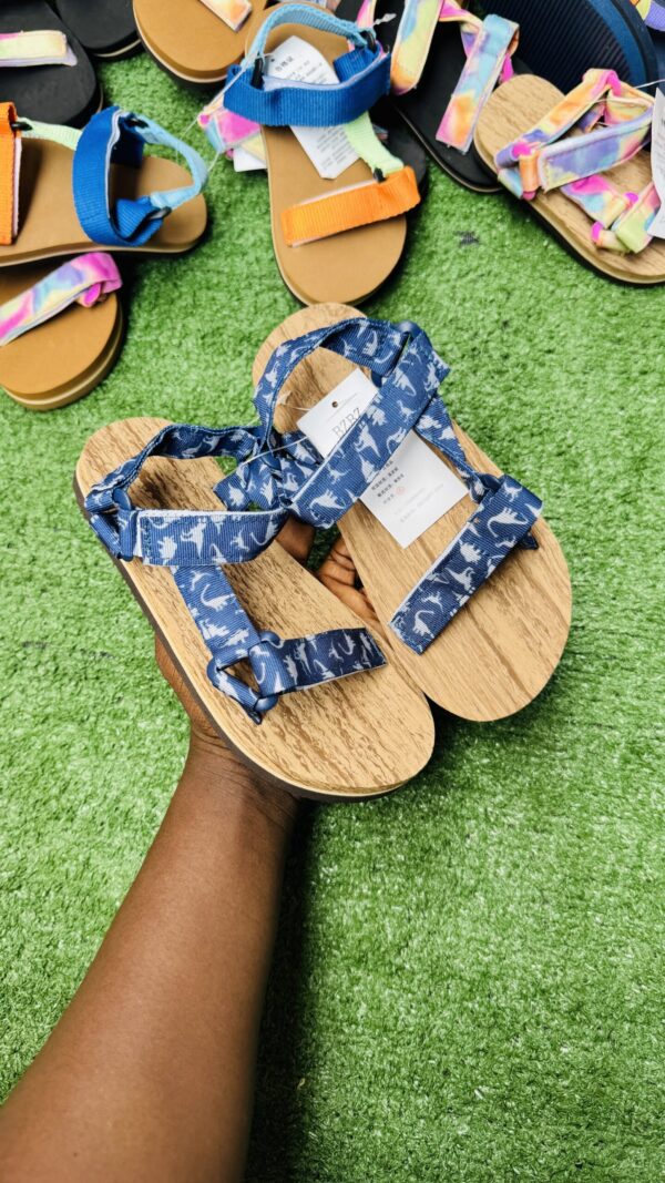 KIDDIES UNISEX TREKKERS