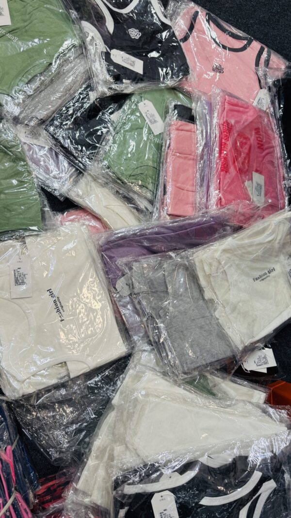 LADIES / TEENAGERS CROP TOP ( 12 pcs )