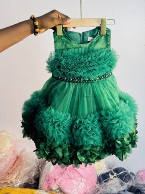 BELLA BALL DRESS D250621V
( 4 pcs )