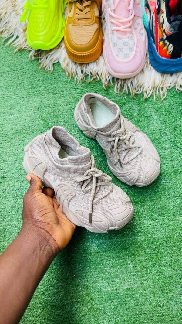 PEPPER DEM PRO KIDDIES SNEAKERS