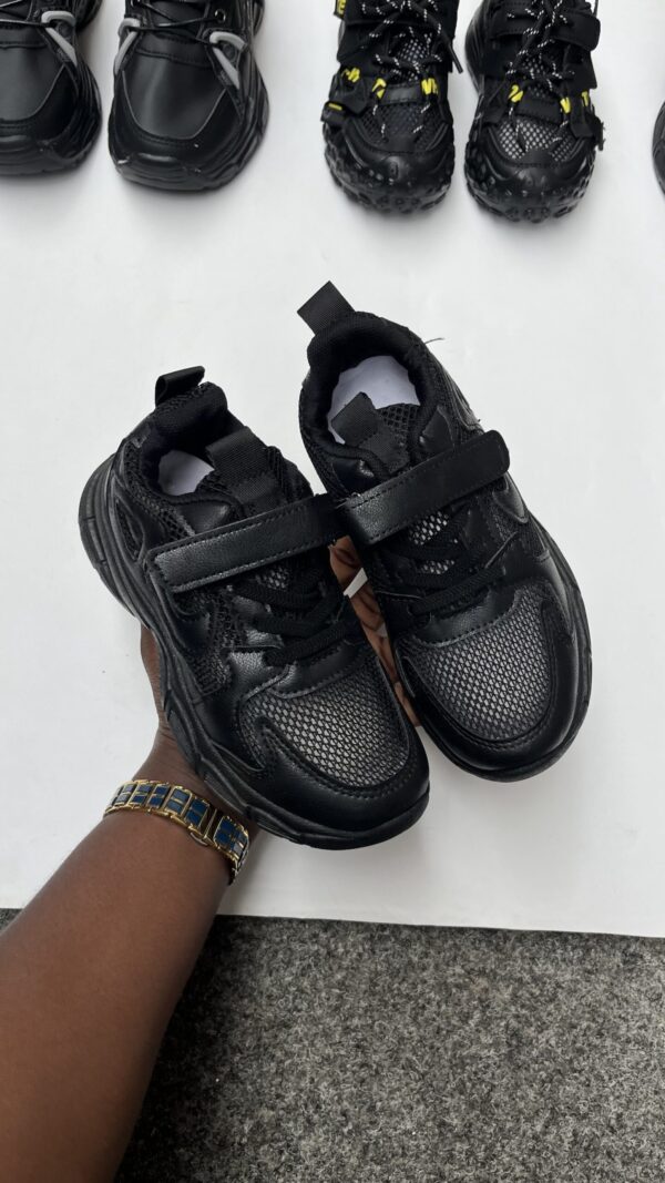 #BLACK KIDDIES SCHOOL SNEAKERS