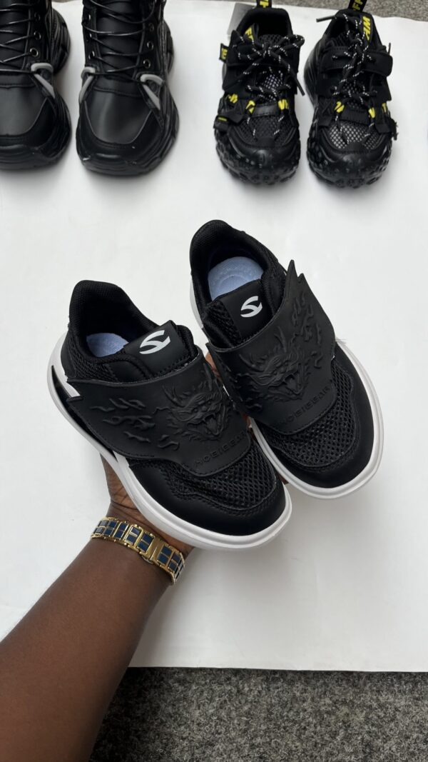 #BLACK KIDDIES SCHOOL SNEAKERS
